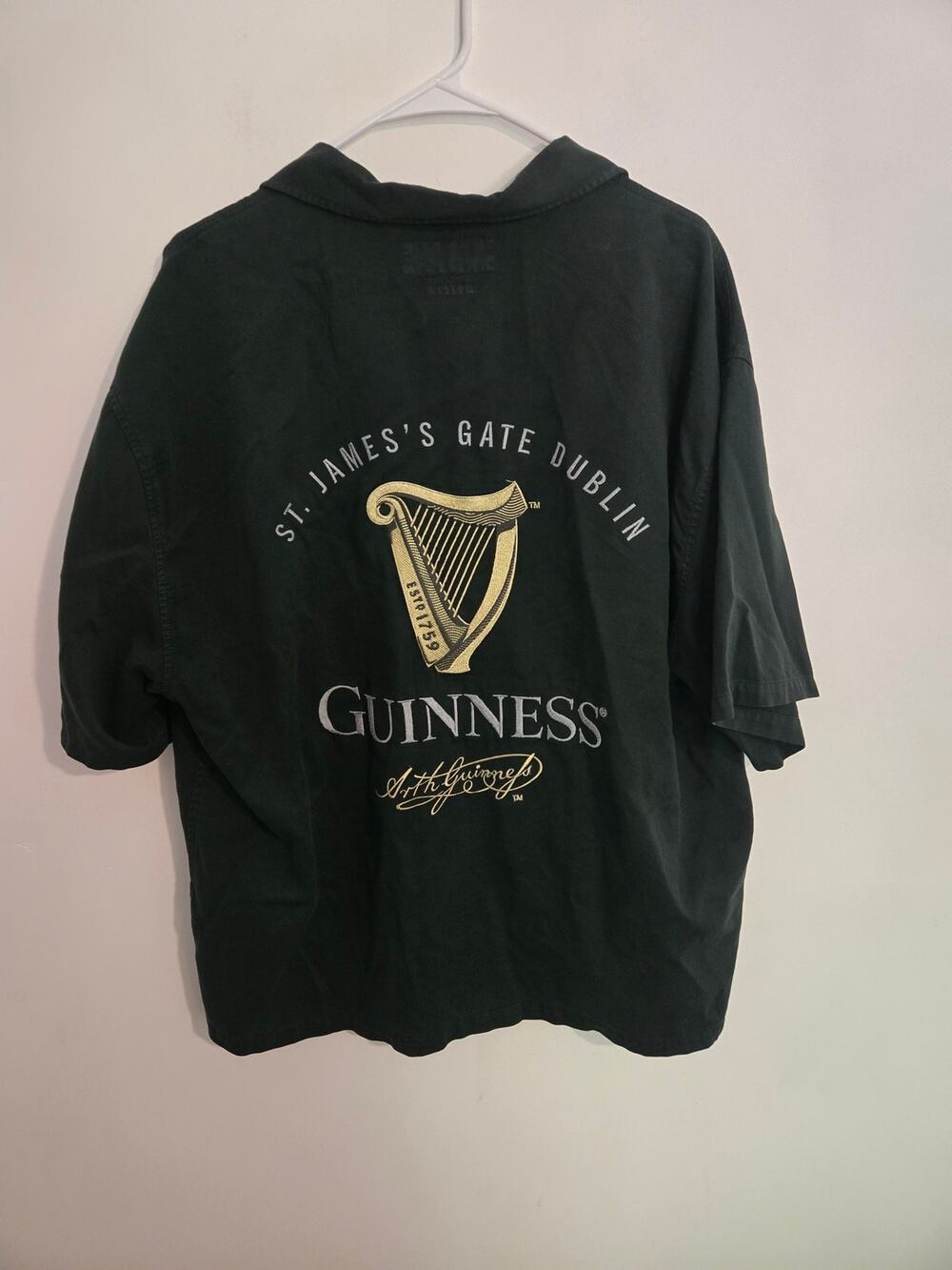 Abercrombie & Fitch Guinness Green Cropped Button Shirt Mens Size XL st patricks